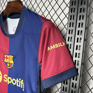 Visuel 4 — MAILLOT FC BARCELONE 2024/25