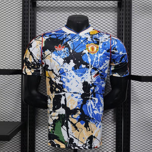 Visuel 1 — Maillot Manchester United concept 2026-27