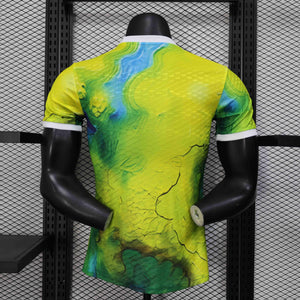 Visuel 2 — Maillot Real Madrid concept 2025-26
