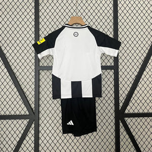Visuel 2 — Kit Enfant Newcastle 2024-25