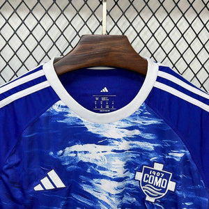 Visuel 3 — Maillot Como 2025-26