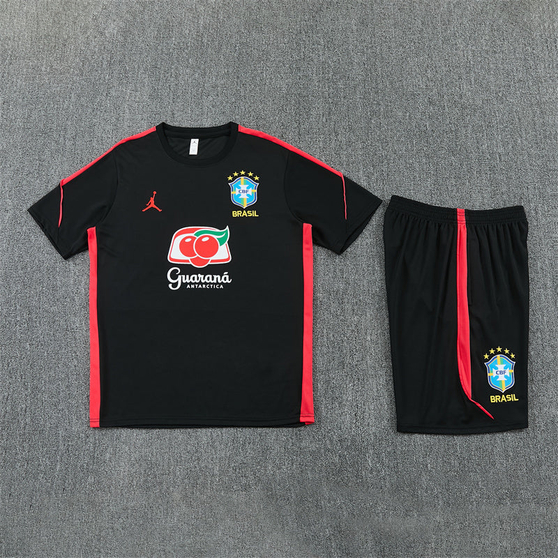 Ensemble Training Seleção – Noir & Rouge | Édition Été 2026