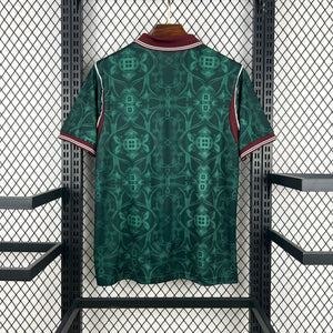 Visuel 2 — Maillot Portugal Concept 2026