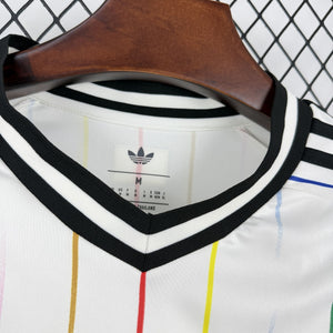 Visuel 4 — Maillot Japon extérieur manches longues coupe du monde 2026