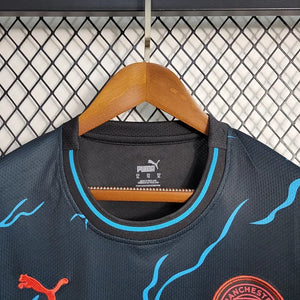 Visuel 4 — Maillot Manchester City saison 2023-2024 édition spéciale
