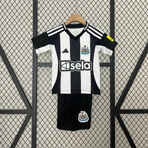 Visuel 1 — Kit Enfant Newcastle 2024-25