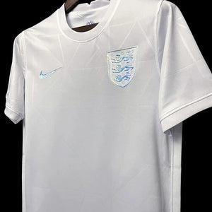 Visuel 2 — MAILLOT ANGLETERRE 2022/23 CONCEPT