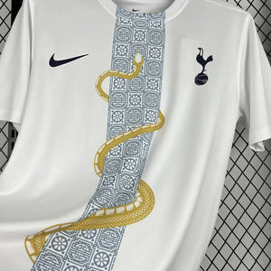 Visuel 5 — Maillot Tottenham concept 2025-26