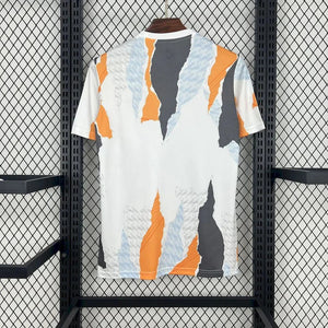Visuel 4 — Maillot 24-25 Real Madrid