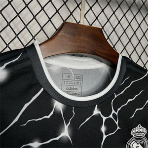 Visuel 4 — Maillot Real Madrid Noir & Gris Panther 2024/25